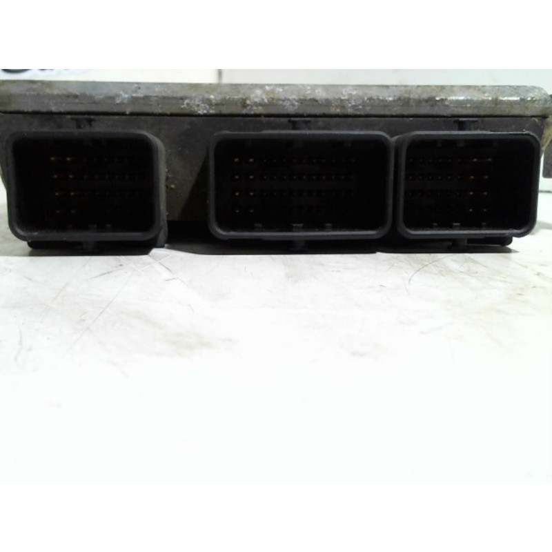 Calculateur moteur CITROEN XSARA PHASE 2 COUPE d’occasion