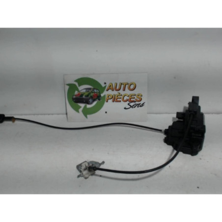 Serrure arriere droit RENAULT CLIO 3 PHASE 1 d’occasion