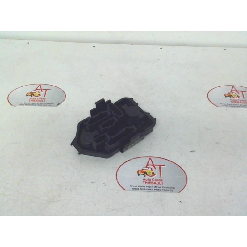 Platine feu arriere droit VOLKSWAGEN VENTO 4P (1H2) d’occasion