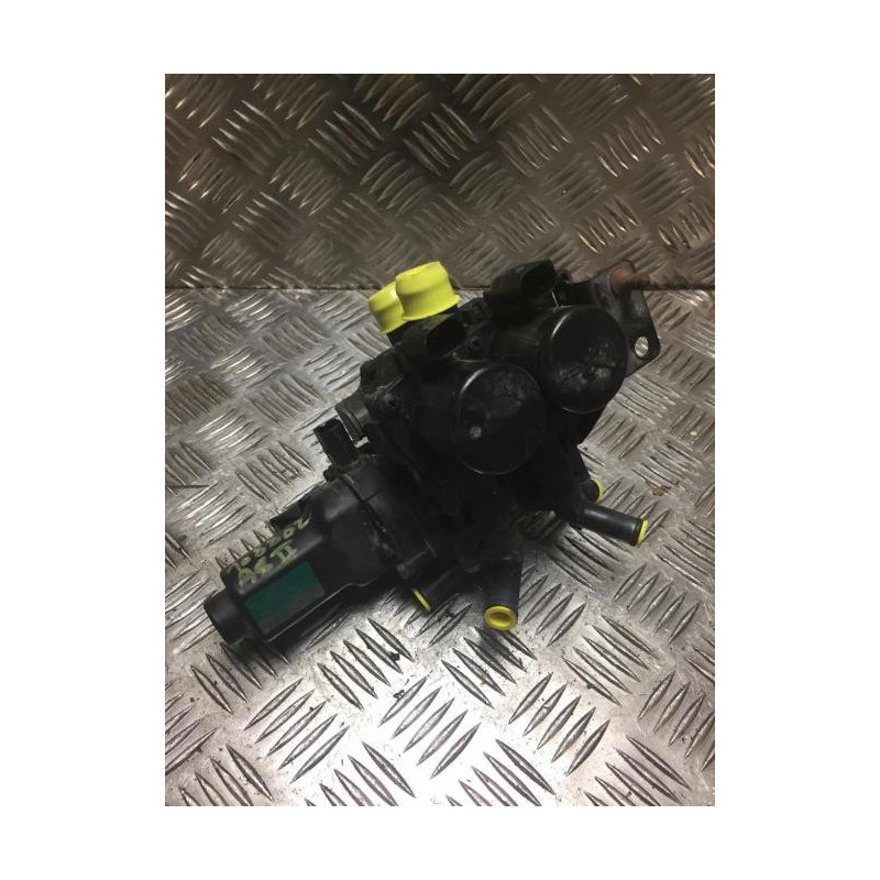 Pompe à eau AUDI A8 2 PHASE 1 d’occasion