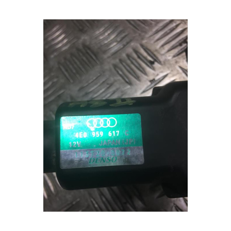 Pompe à eau AUDI A8 2 PHASE 1 d’occasion