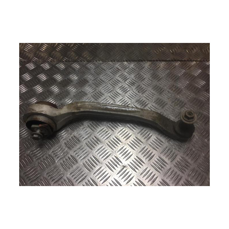 Bras de suspension superieur avant droit AUDI A8 2 PHASE 1 d’occasion