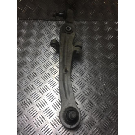 Bras de suspension superieur avant droit AUDI A8 2 PHASE 1 d’occasion