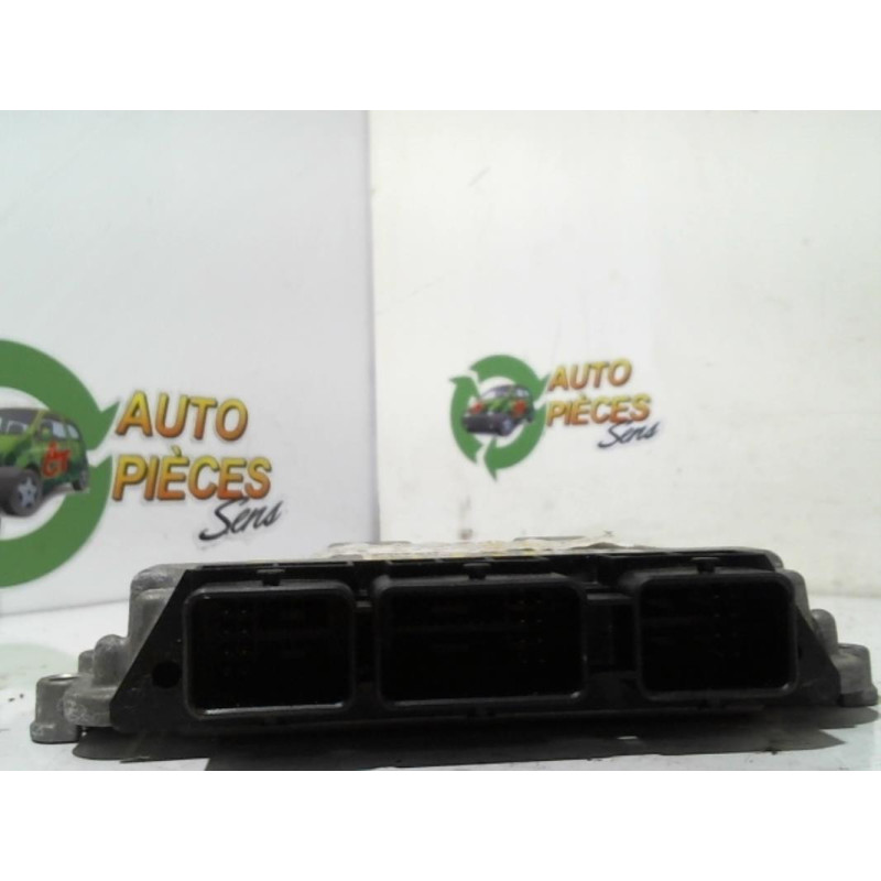 Calculateur moteur CITROEN C4 1 PHASE 1 d’occasion