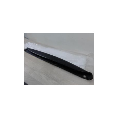 Moulure de pare choc avant JAGUAR E-PACE PHASE 1 d’occasion