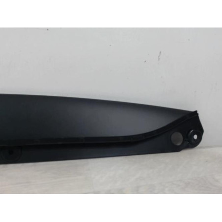 Moulure de pare choc avant JAGUAR E-PACE PHASE 1 d’occasion
