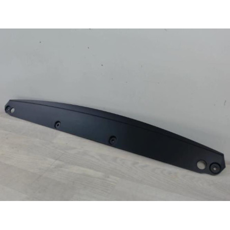 Moulure de pare choc avant JAGUAR E-PACE PHASE 1 d’occasion