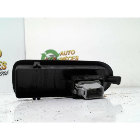 Interrupteur de leve vitre avant droit RENAULT SCENIC 2 PHASE 1 d’occasion