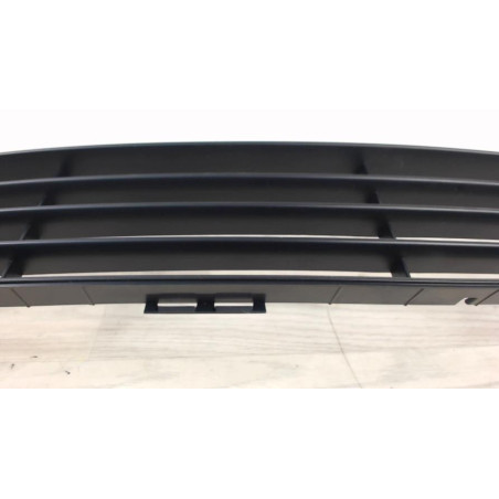 Grille de calandre FORD FIESTA 5 PHASE 1 d’occasion