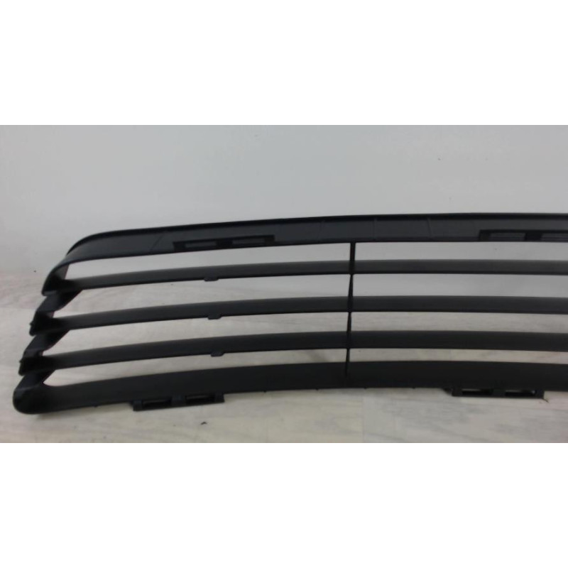 Grille de calandre FORD FIESTA 5 PHASE 1 d’occasion