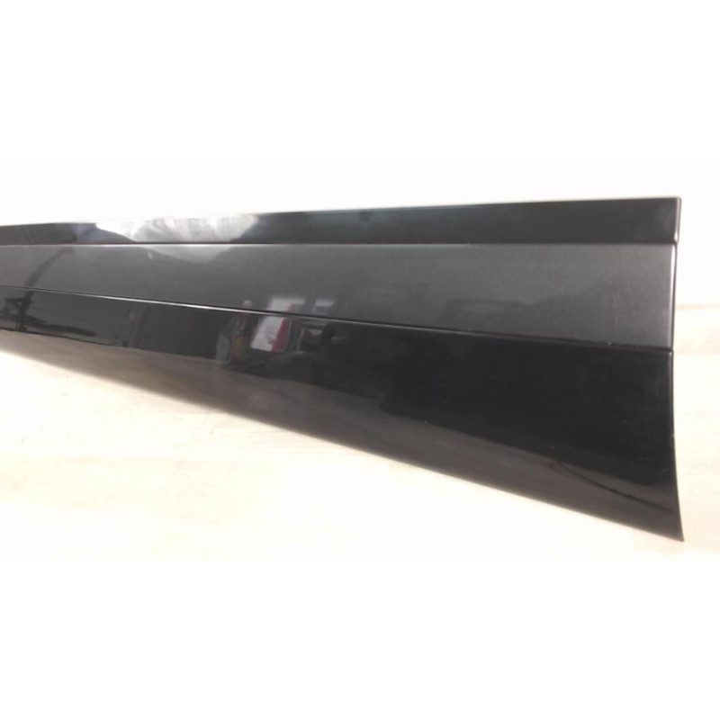 Garniture porte avant gauche LAND ROVER RANGE ROVER VELAR d’occasion