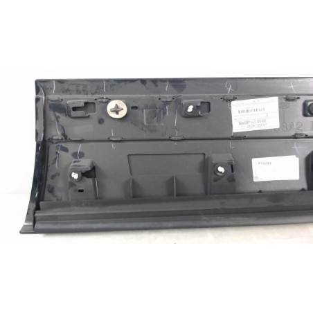 Garniture porte avant gauche LAND ROVER RANGE ROVER VELAR d’occasion