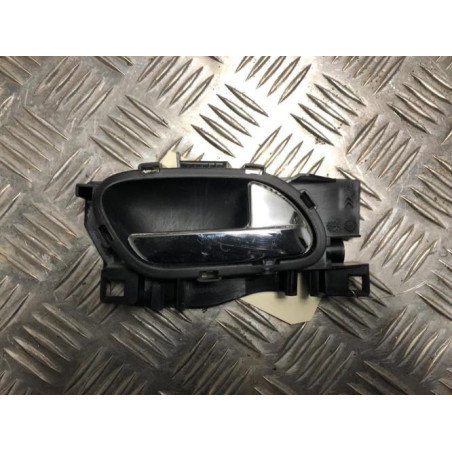 Poignee interieur avant droit PEUGEOT 5008 1 PHASE 1 d’occasion
