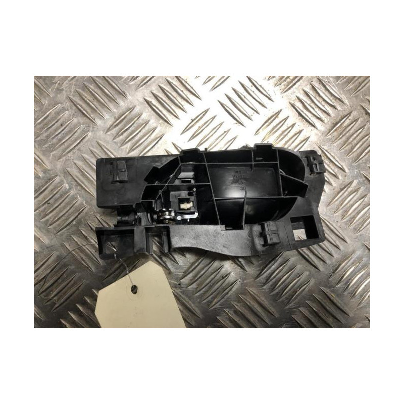 Poignee interieur avant droit PEUGEOT 5008 1 PHASE 1 d’occasion