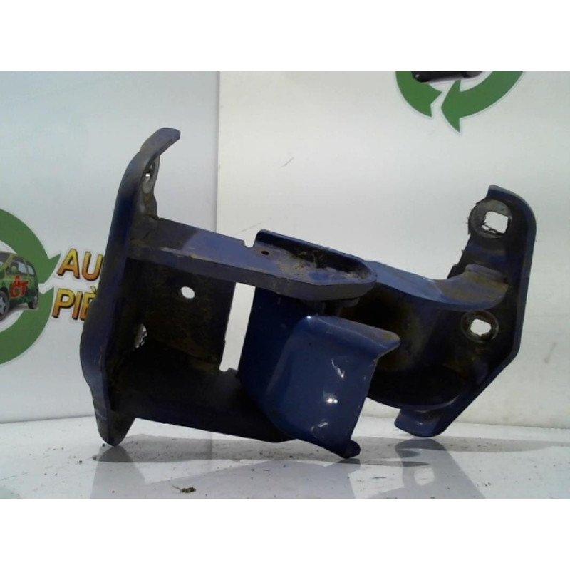 Charniere de porte arriere gauche RENAULT TRAFIC 2 PHASE 2 d’occasion