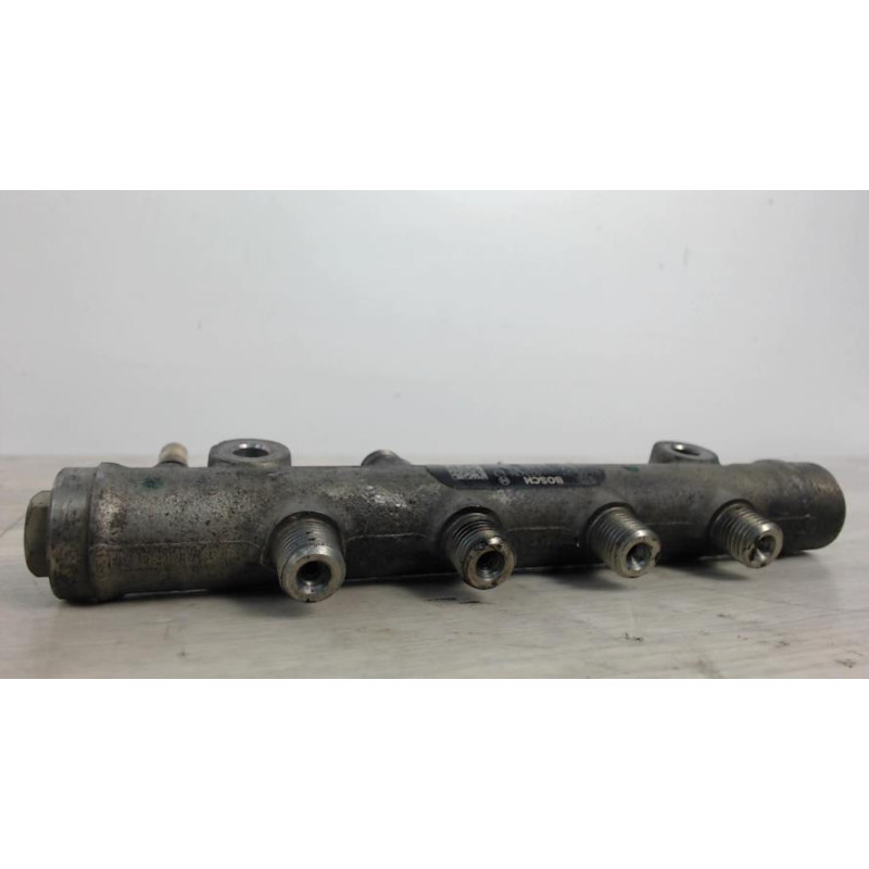 Rampe injection PEUGEOT 206 PHASE 2 d’occasion