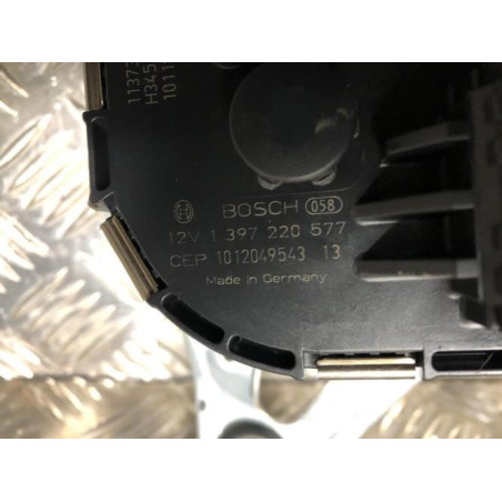 Moteur essuie glace avant droit PEUGEOT 5008 1 PHASE 1 d’occasion