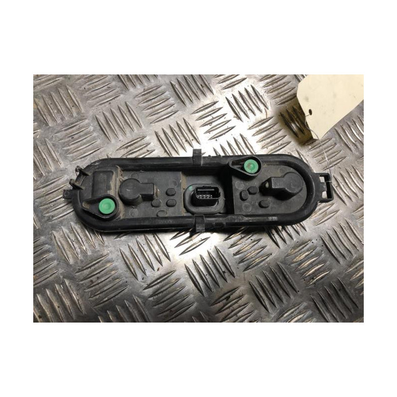 Platine feu arriere gauche PEUGEOT 5008 1 PHASE 1 d’occasion