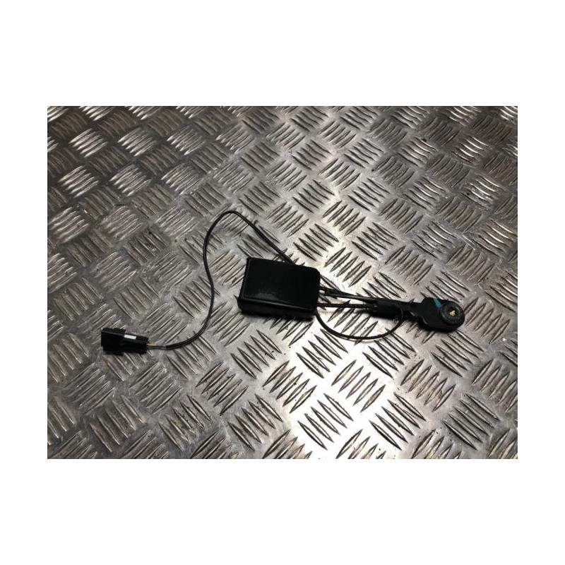 Attache ceinture avant droit CHEVROLET ORLANDO d’occasion