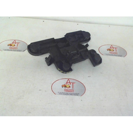 Platine feu arriere gauche RENAULT MEGANE I PHASE 2 d’occasion