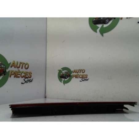 Feu arriere stop central FORD  d’occasion