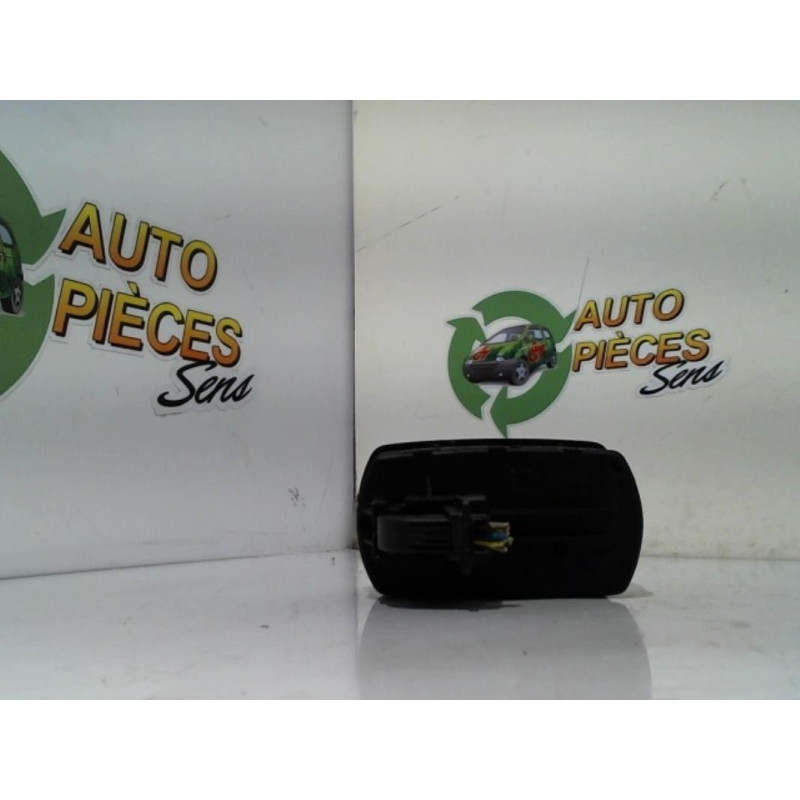 Interrupteur de leve vitre OPEL CORSA D PHASE 2 d’occasion