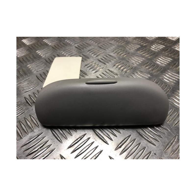 Poignee de maintien avant gauche CHEVROLET ORLANDO d’occasion