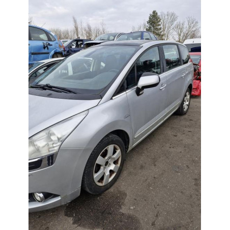 Ceinture arriere droite troisieme ligne PEUGEOT 5008 1 PHASE 1 d’occasion