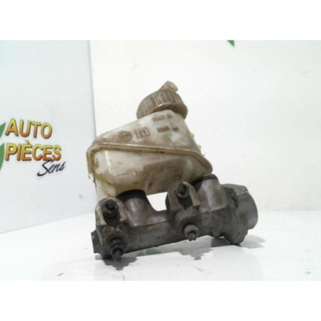 Maitre cylindre (freinage) RENAULT  d’occasion
