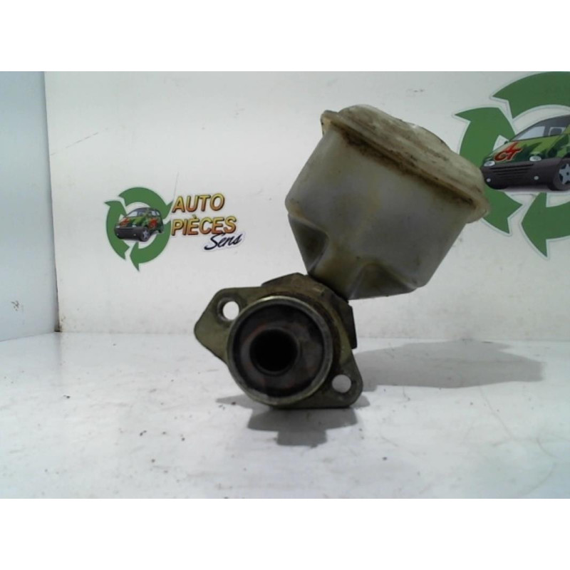 Maitre cylindre (freinage) RENAULT EXPRESS PHASE 1 d’occasion