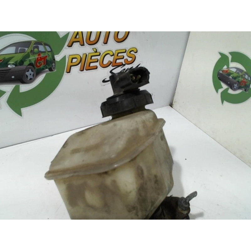 Maitre cylindre (freinage) RENAULT R11 d’occasion