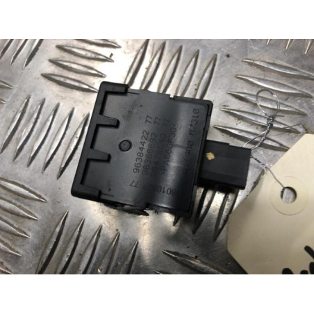 Commande de reglage hauteur de phare CITROEN BERLINGO 2 PHASE 3 d’occasion