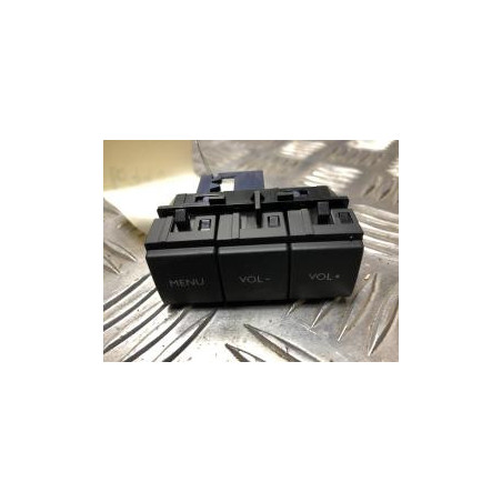 Commande autoradio CITROEN BERLINGO 2 PHASE 3 d’occasion