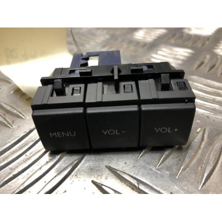 Commande autoradio CITROEN BERLINGO 2 PHASE 3 d’occasion