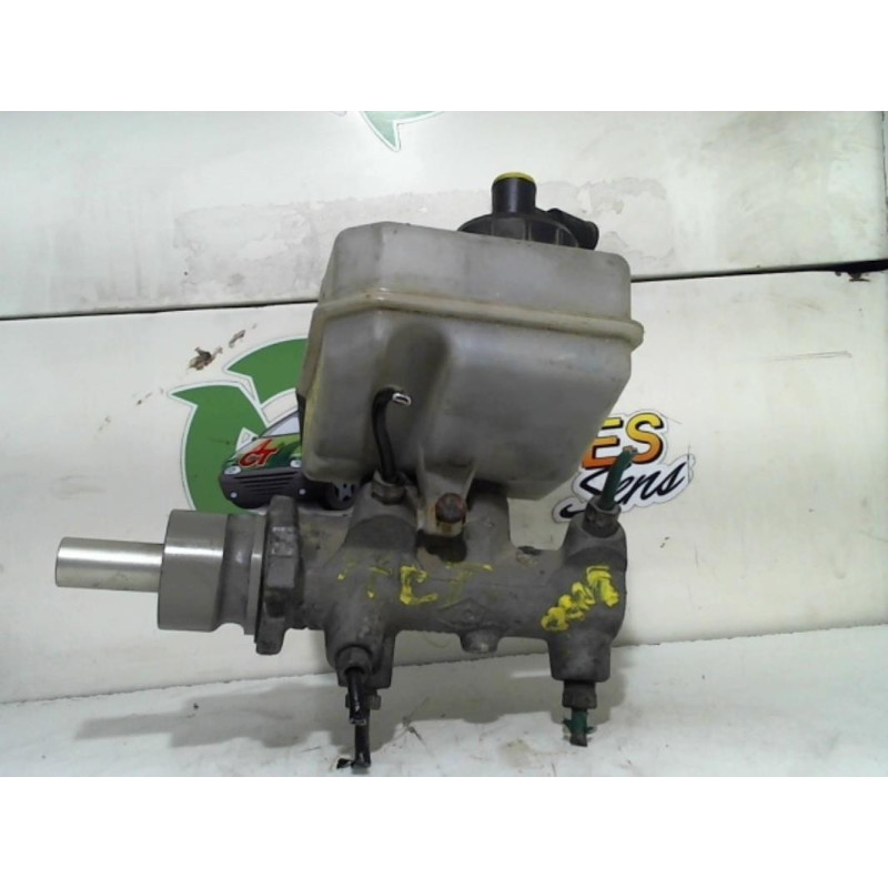 Maitre cylindre (freinage) RENAULT  d’occasion