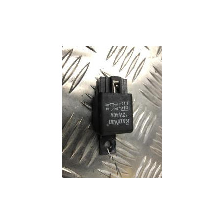 Relais electrique AUDI A8 2 PHASE 1 d’occasion