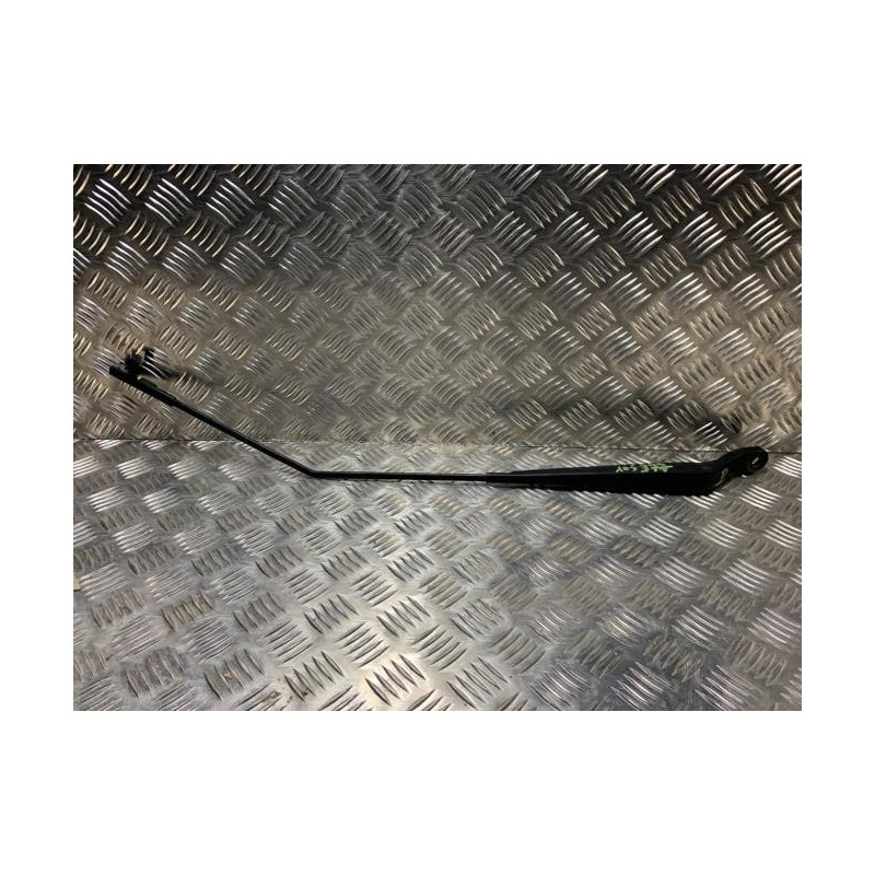 Bras essuie glace avant droit PEUGEOT 207 PHASE 1 d’occasion