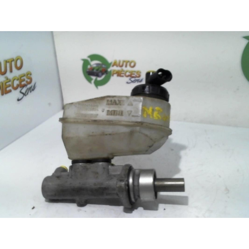 Maitre cylindre (freinage) RENAULT MEGANE 1 PHASE 1 d’occasion