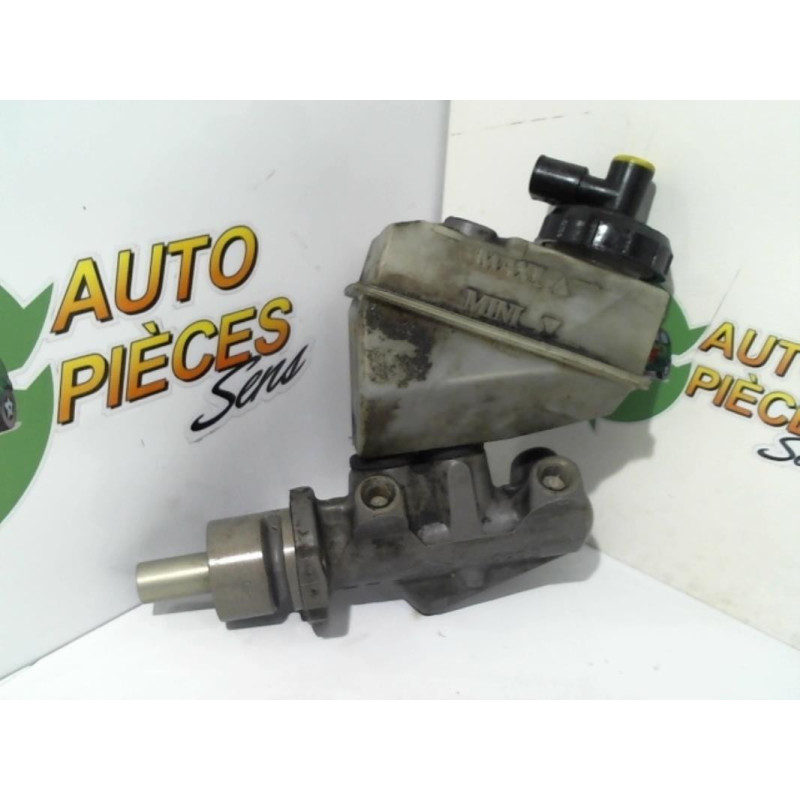 Maitre cylindre (freinage) RENAULT KANGOO 1 PHASE 2 d’occasion