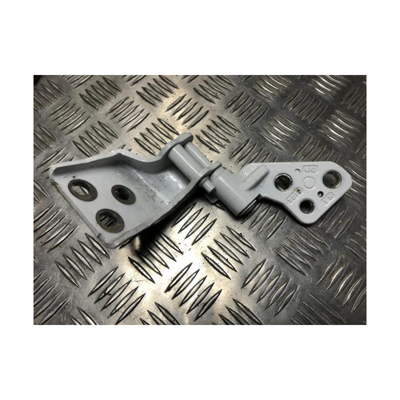 Charniere de porte de coffre droit CITROEN BERLINGO 2 PHASE 3 d’occasion