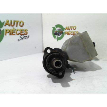 Maitre cylindre (freinage) RENAULT MEGANE 1 PHASE 1 d’occasion
