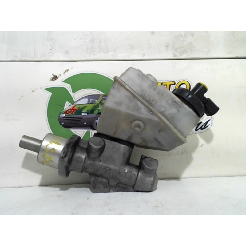 Maitre cylindre (freinage) RENAULT CLIO 2 PHASE 1 d’occasion