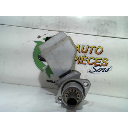 Maitre cylindre (freinage) RENAULT CLIO 2 PHASE 1 d’occasion