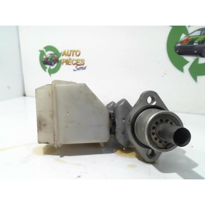 Maitre cylindre (freinage) RENAULT  d’occasion