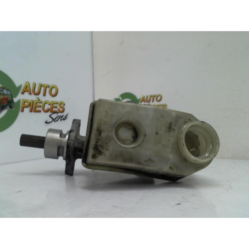 Maitre cylindre (freinage) RENAULT MEGANE 1 PHASE 1 d’occasion