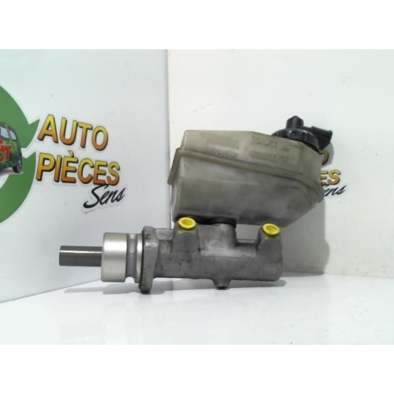 Maitre cylindre (freinage) RENAULT MEGANE 1 PHASE 1 d’occasion