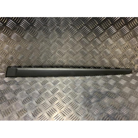 Baguette de porte arriere gauche  RENAULT LAGUNA 2 PHASE 2 d’occasion
