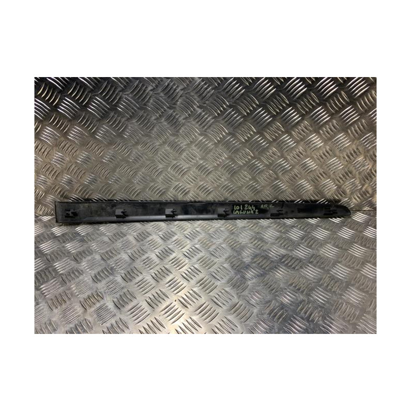 Baguette de porte arriere gauche  RENAULT LAGUNA 2 PHASE 2 d’occasion