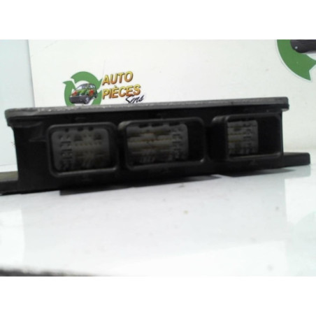 Calculateur moteur FORD  d’occasion