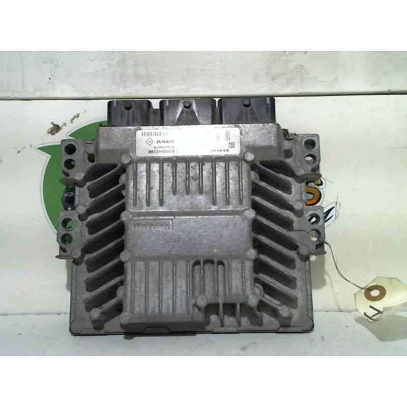 Calculateur moteur RENAULT GRAND SCENIC 2 PHASE 1 d’occasion
